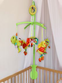Baby Moo Duck, Frog & Bear Pond Friends Musical Crib Hanging Rattles Cot Mobile - Green